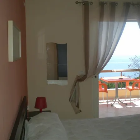 Dhori House Dhërmi