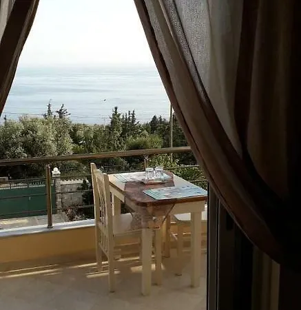 Dhori House Ξενοδοχείο *