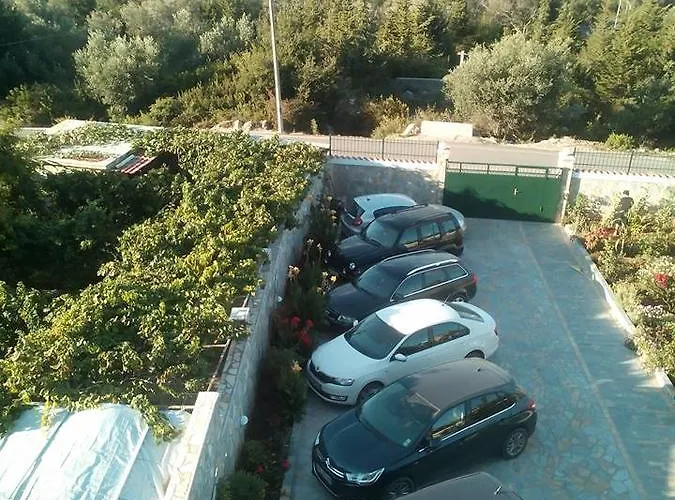 Dhori House Hotel Dhërmi